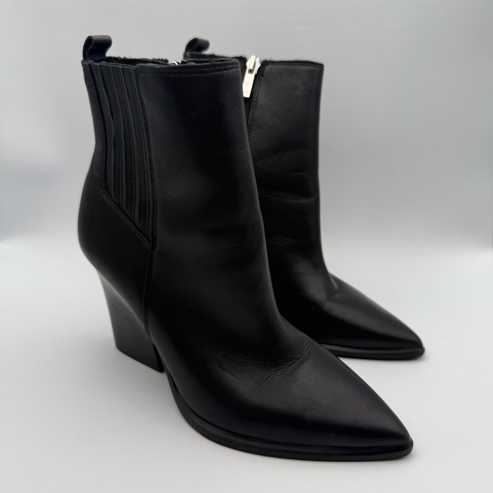 MARC FISHER Mariel Black Point Toe Leather Ankle Boots Size 6 Western Festival